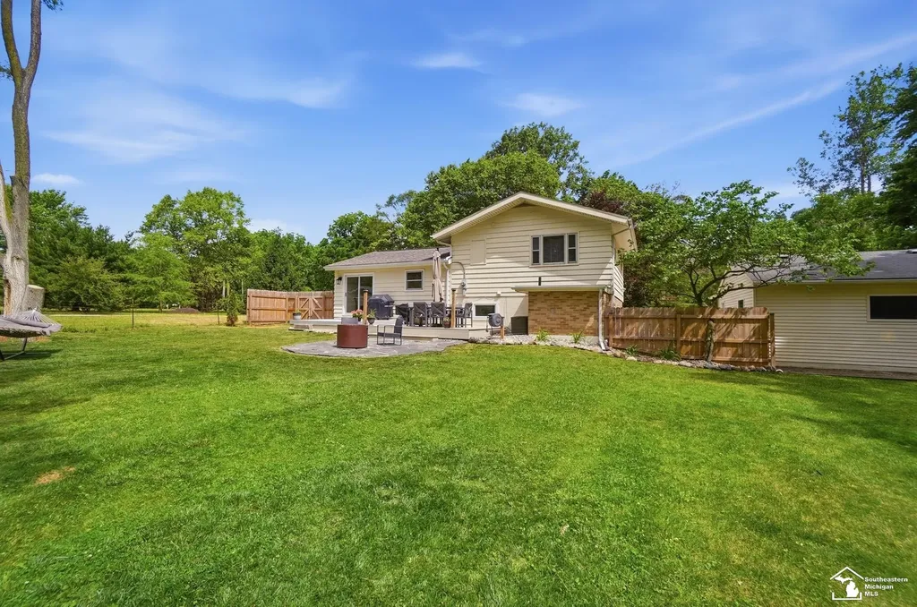 4021 Section Road Bedford Township MI 48144