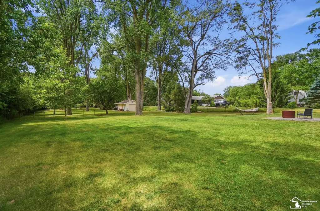 4021 Section Road Bedford Township MI 48144