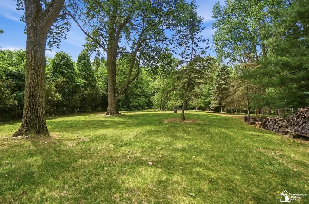 4021 Section Road Bedford Township MI 48144