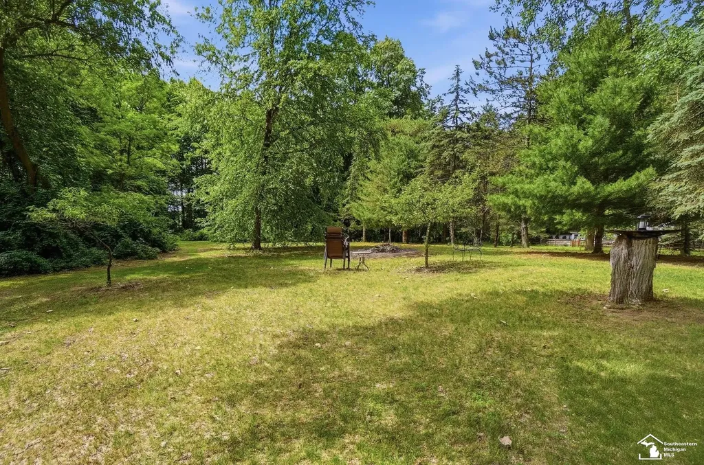 4021 Section Road Bedford Township MI 48144