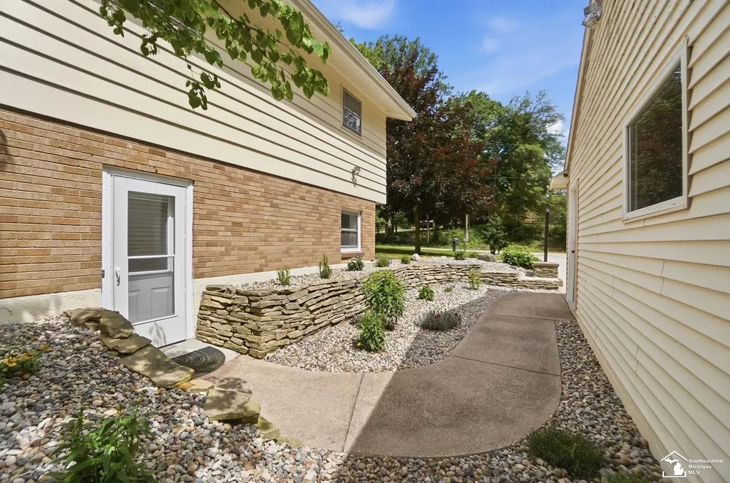 4021 Section Road Bedford Township MI 48144