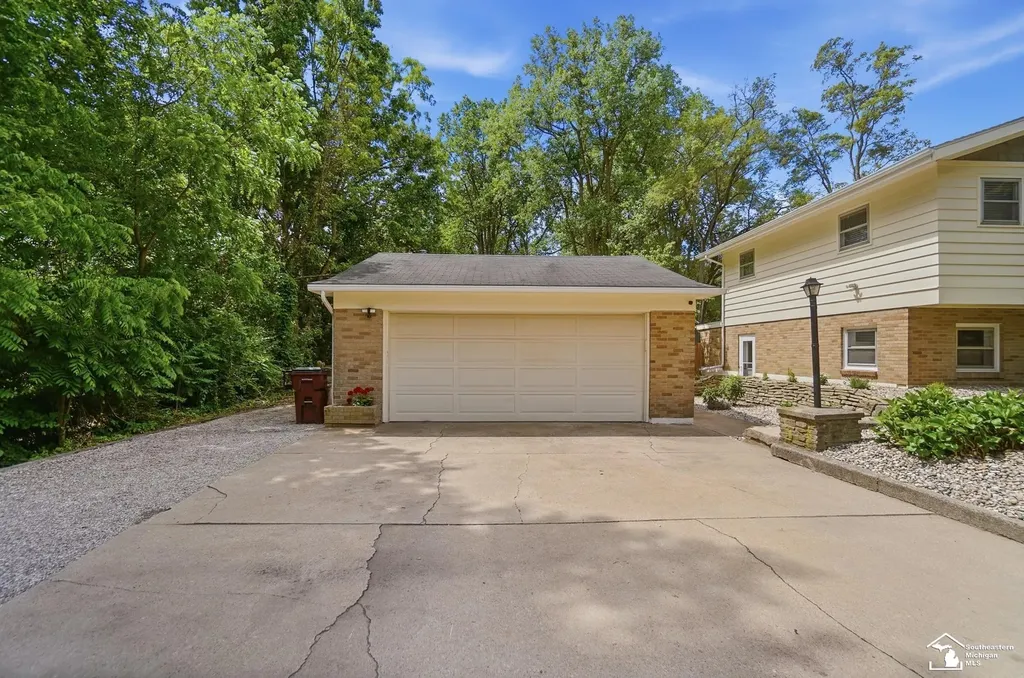 4021 Section Road Bedford Township MI 48144