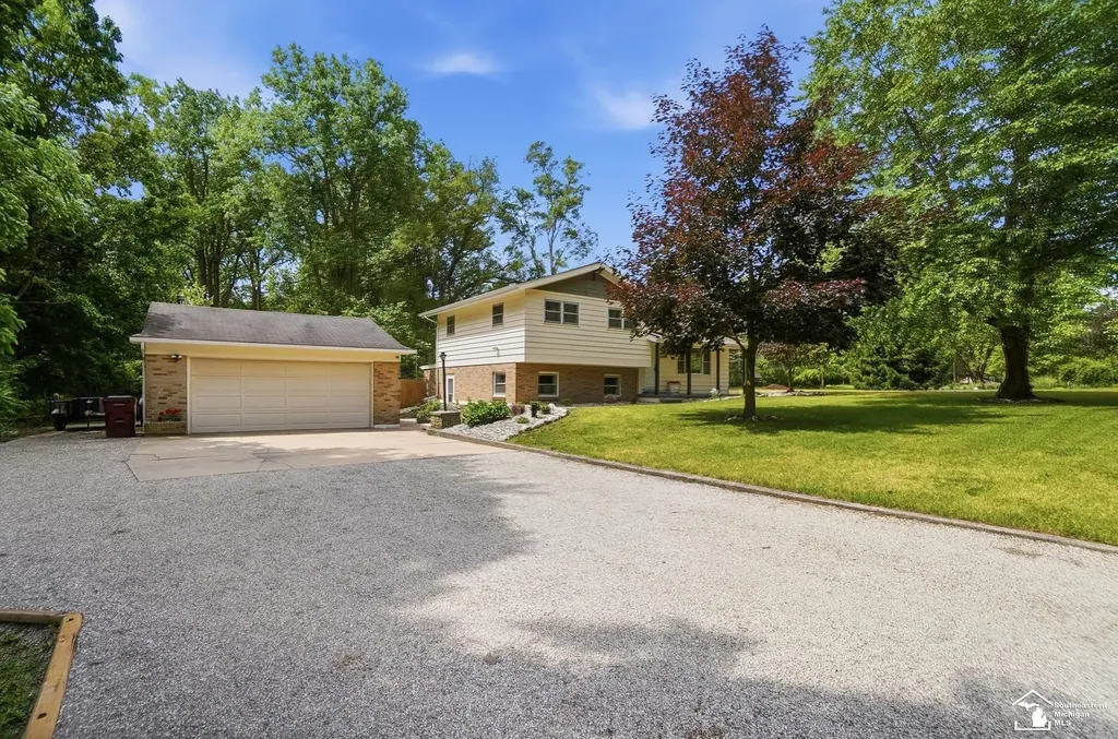 4021 Section Road Bedford Township MI 48144