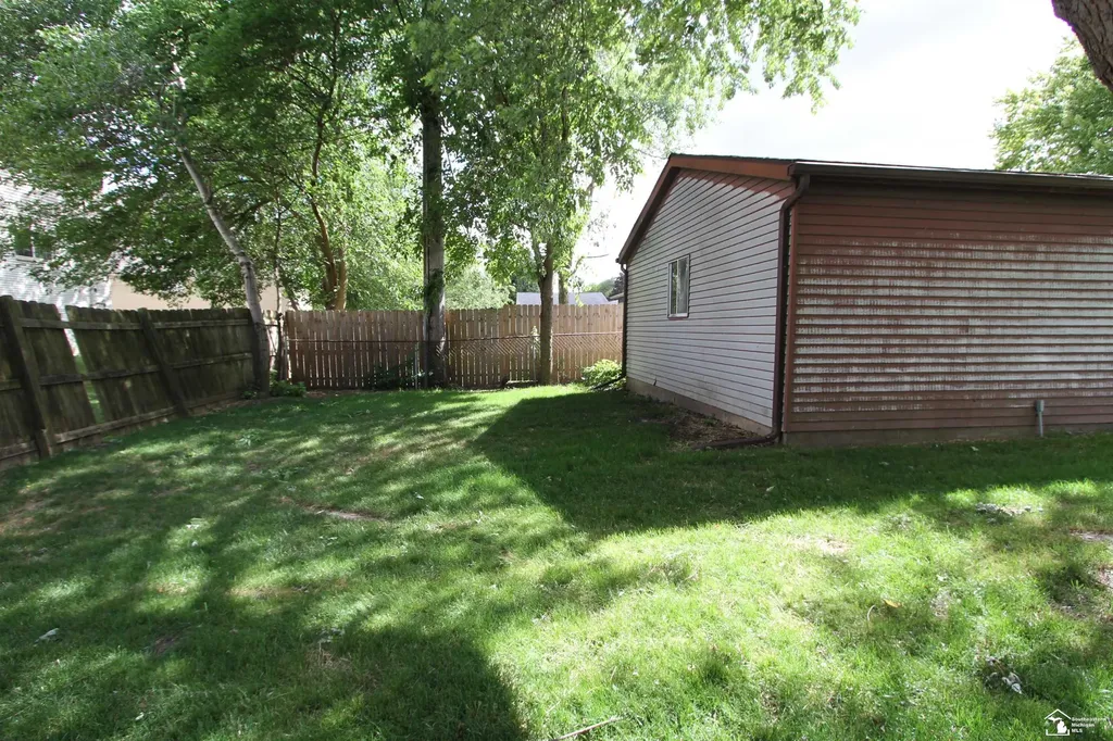 626 John Rolfe Drive Monroe City MI 48162
