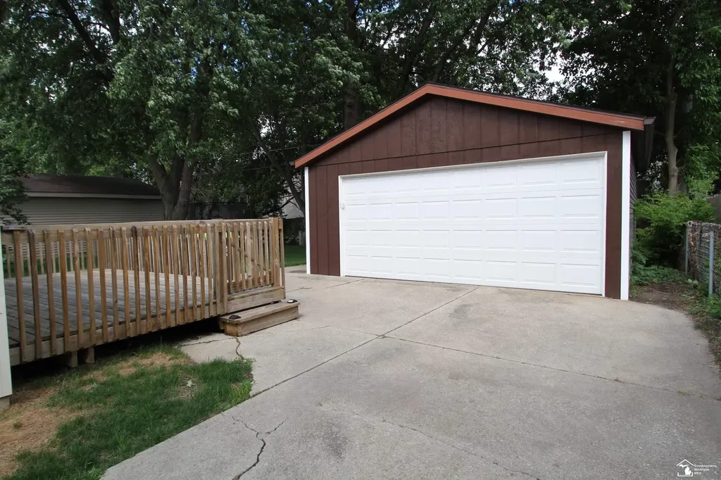 626 John Rolfe Drive Monroe City MI 48162