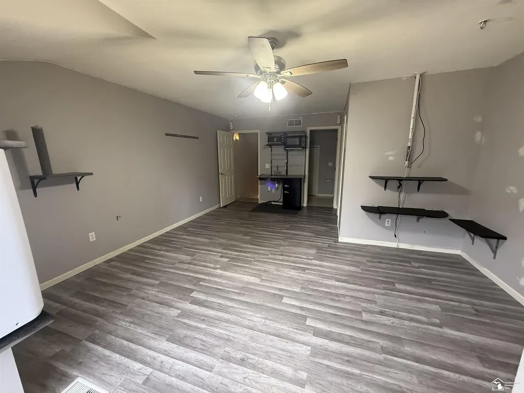 1626 Spruce Court Bedford Township MI 48182