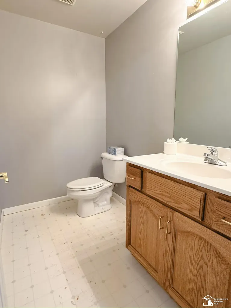1626 Spruce Court Bedford Township MI 48182