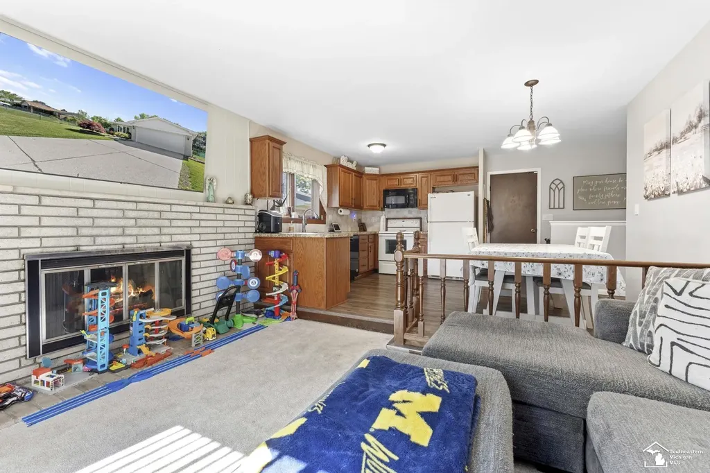 27269 Wyatt Avenue Brownstown Charter Township MI 48183