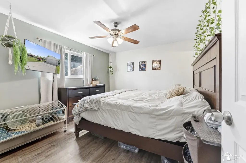 27269 Wyatt Avenue Brownstown Charter Township MI 48183