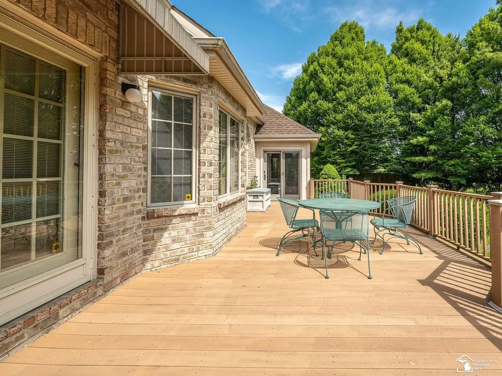 5572 Raven Parkway Drive Monroe Charter Township MI 48161