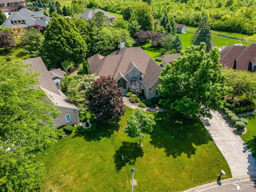5572 Raven Parkway Drive Monroe Charter Township MI 48161