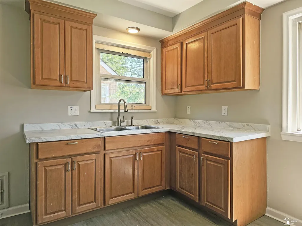 20308 Country Club Drive Harper Woods City MI 48225