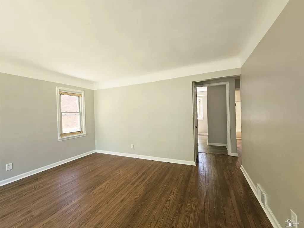 20308 Country Club Drive Harper Woods City MI 48225