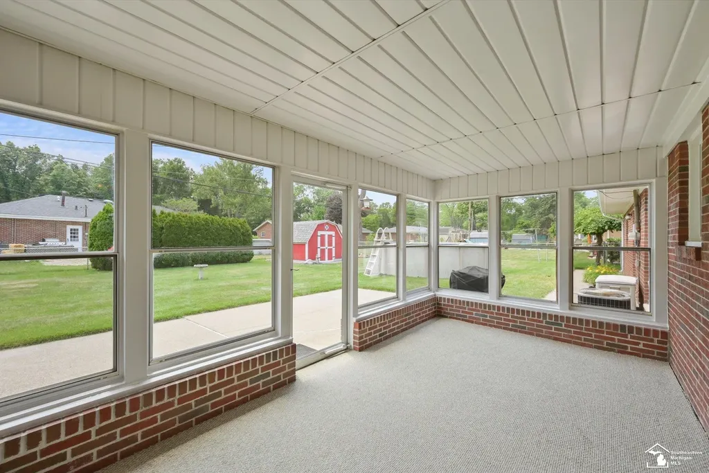 1065 Valetta Drive Bedford Township MI 48182
