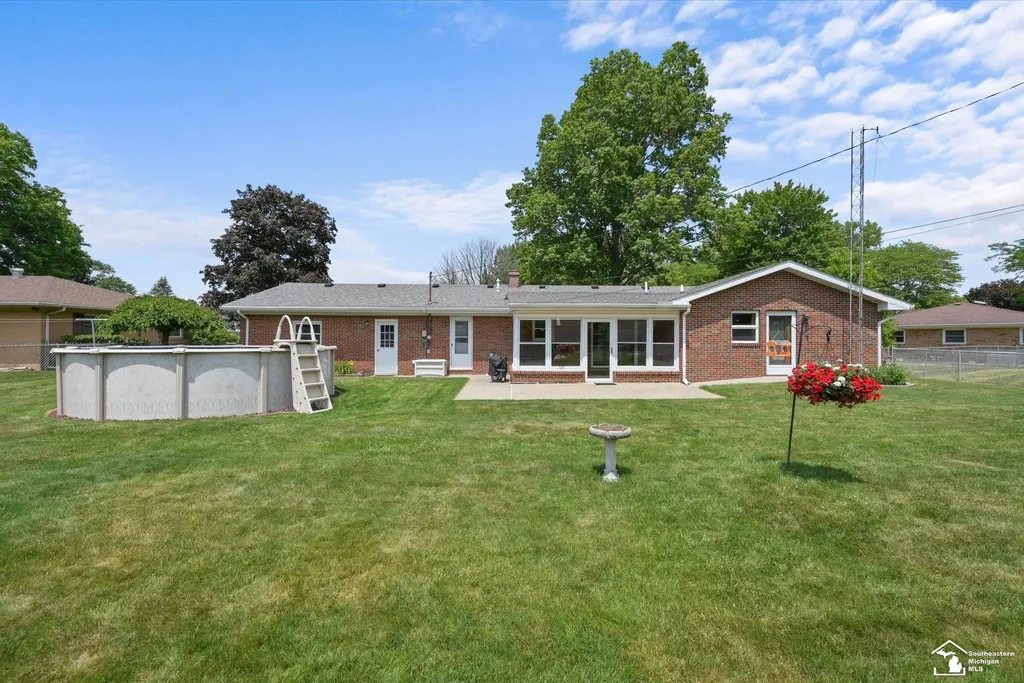 1065 Valetta Drive Bedford Township MI 48182