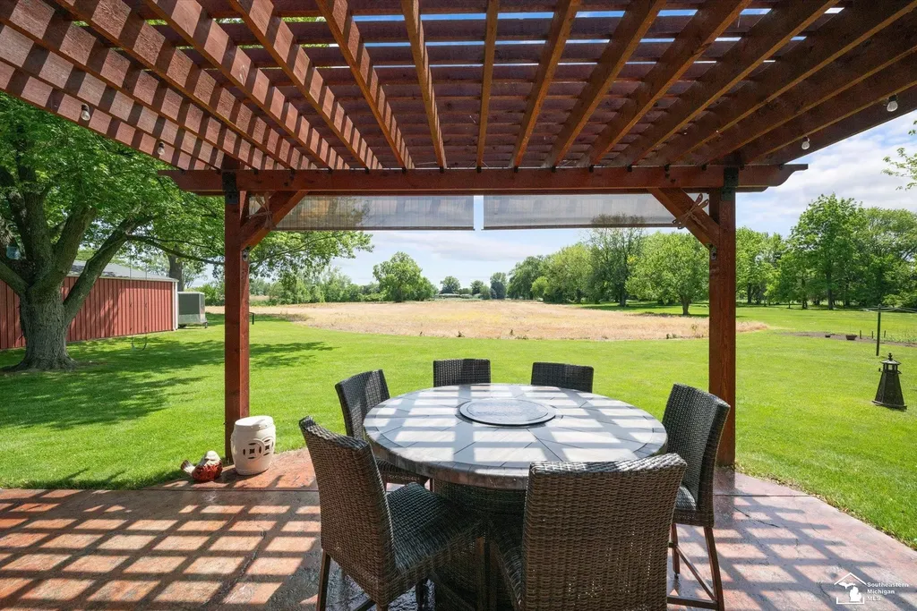 2205 Lotus Drive Erie Township MI 48133