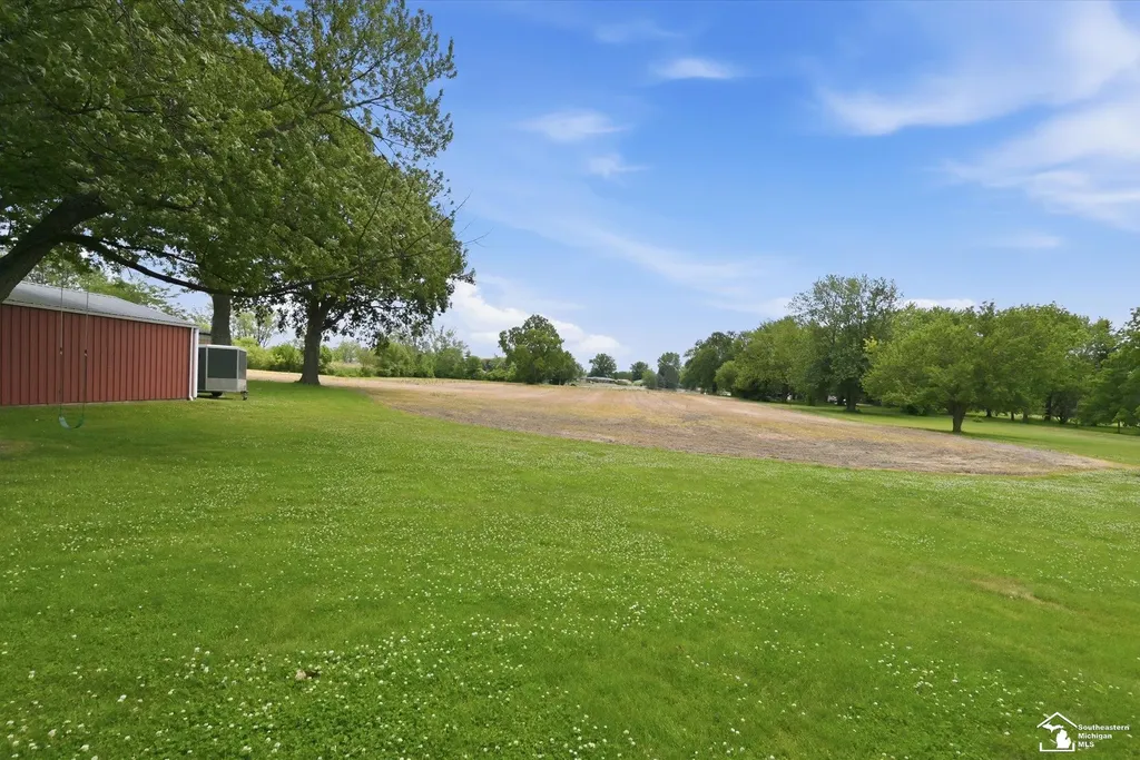 2205 Lotus Drive Erie Township MI 48133
