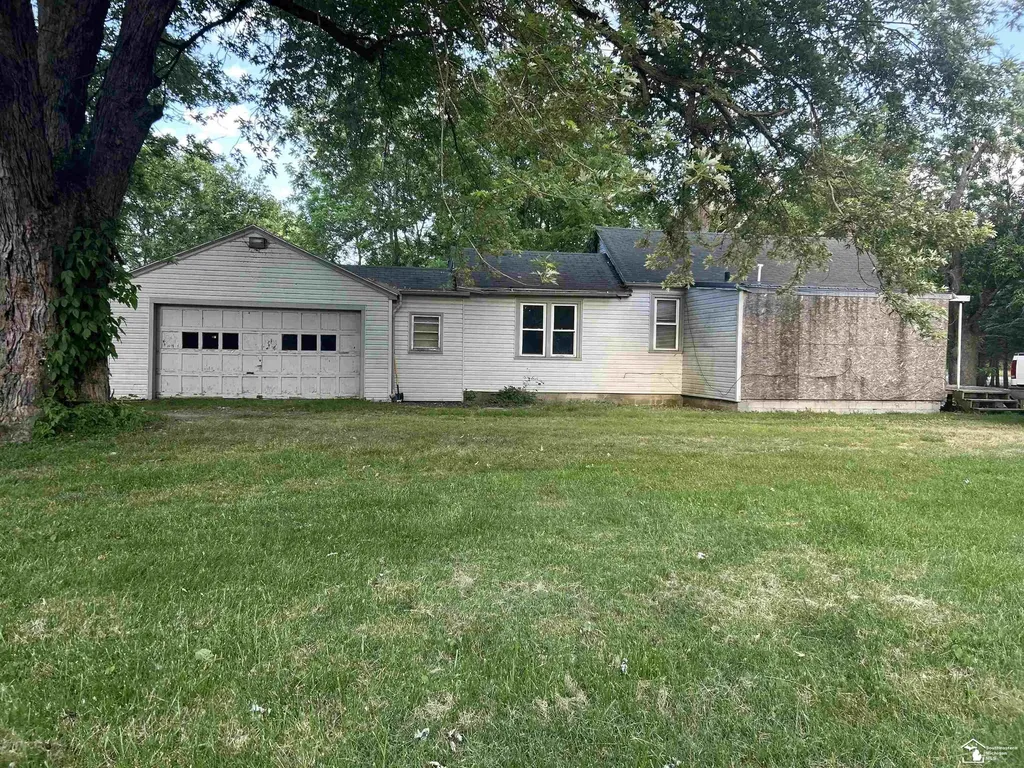 7467 S Telegraph Road Bedford Township MI 48182