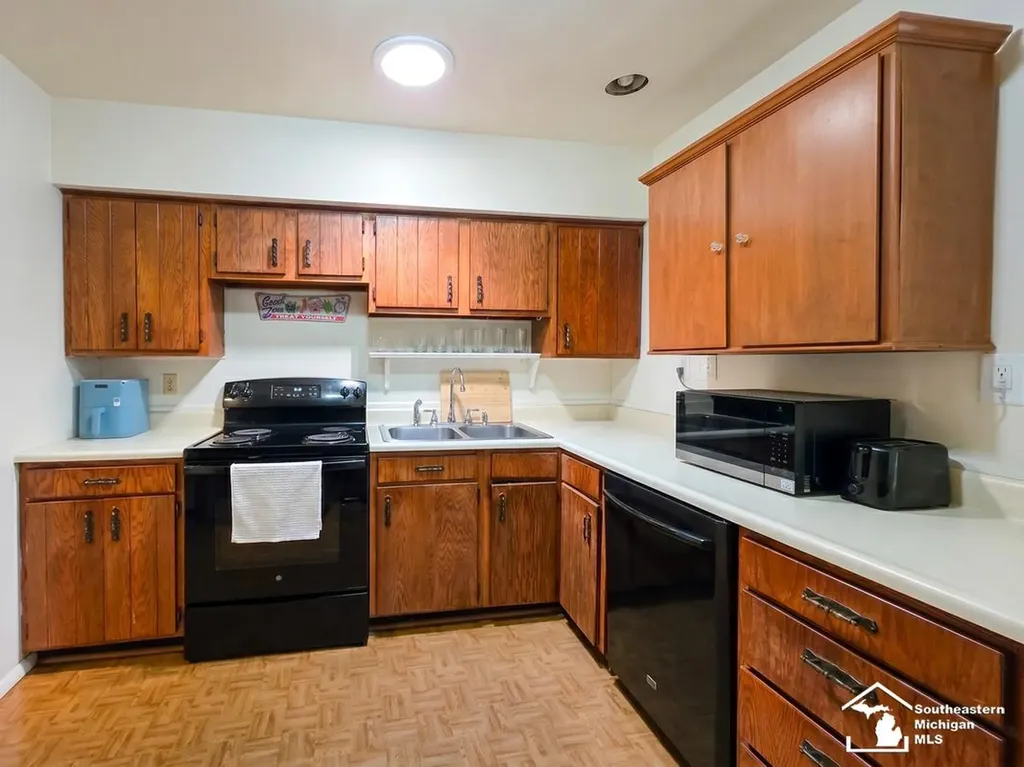 419 Richards Drive Monroe City MI 48162