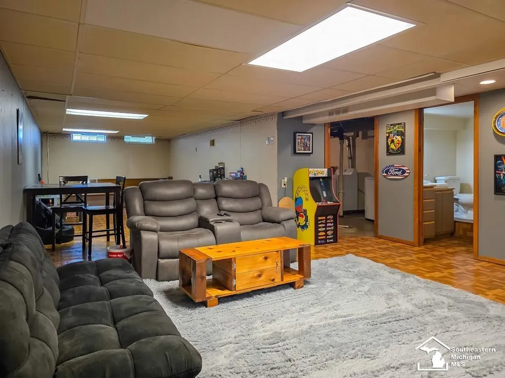 419 Richards Drive Monroe City MI 48162
