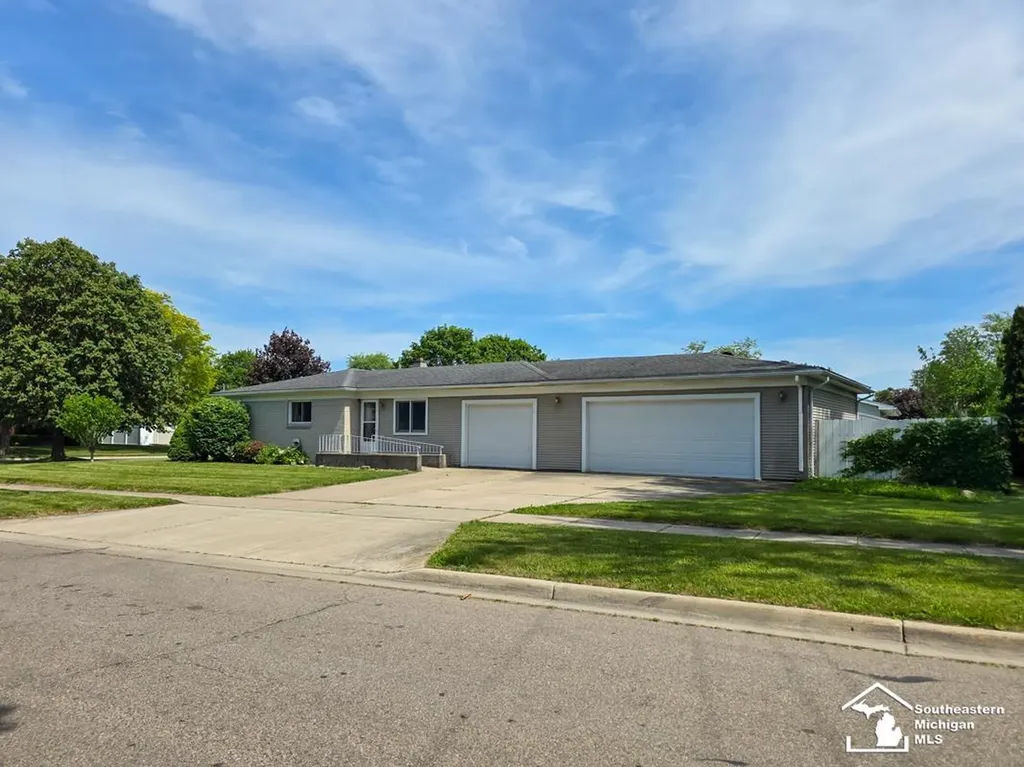 419 Richards Drive Monroe City MI 48162