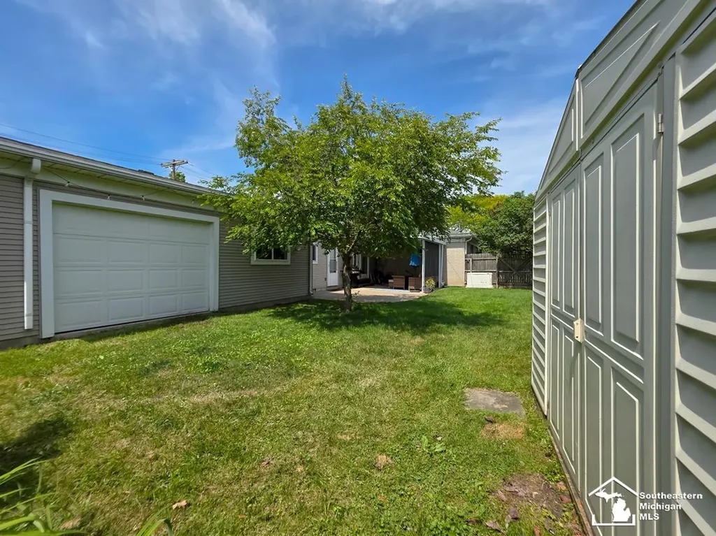 419 Richards Drive Monroe City MI 48162