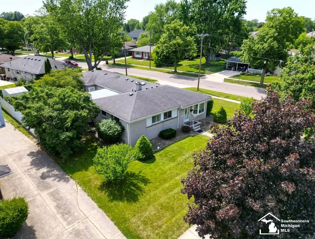 419 Richards Drive Monroe City MI 48162
