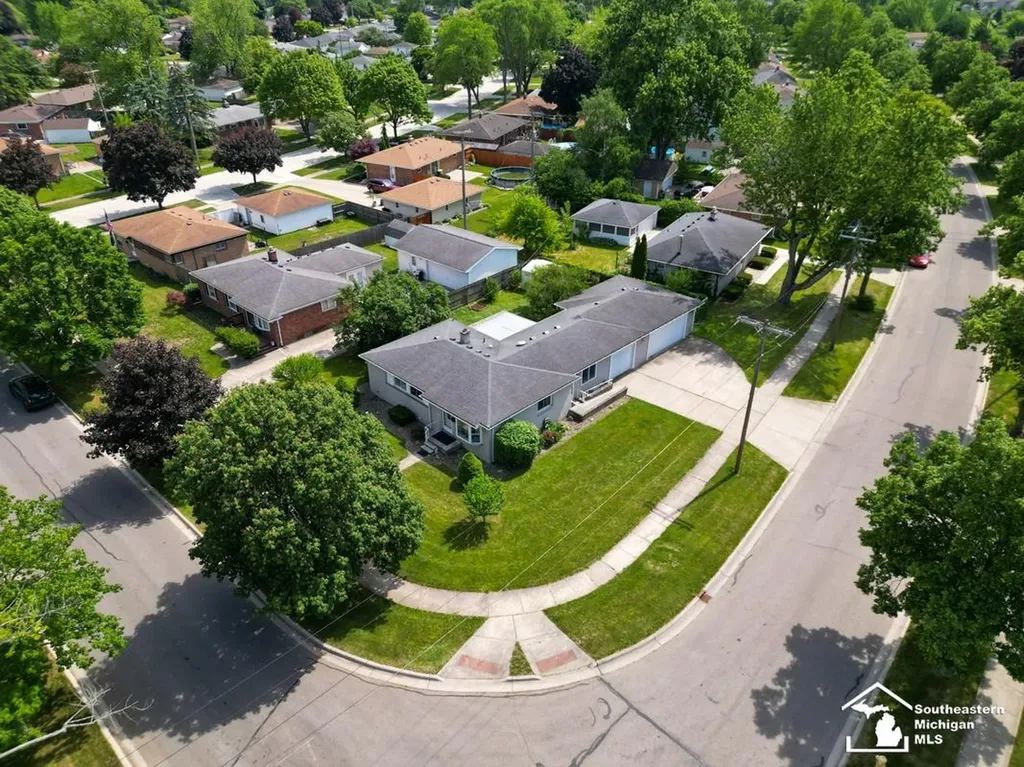 419 Richards Drive Monroe City MI 48162
