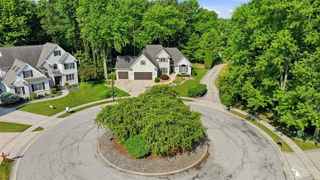 1345 Logans Run Street Bedford Township MI 48182