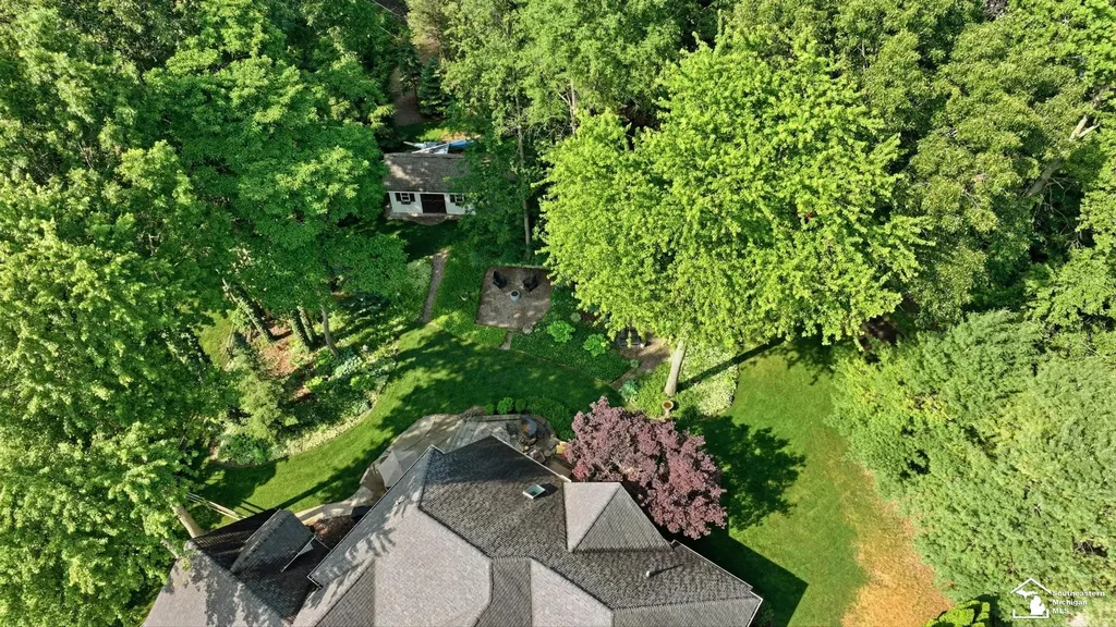 1345 Logans Run Street Bedford Township MI 48182