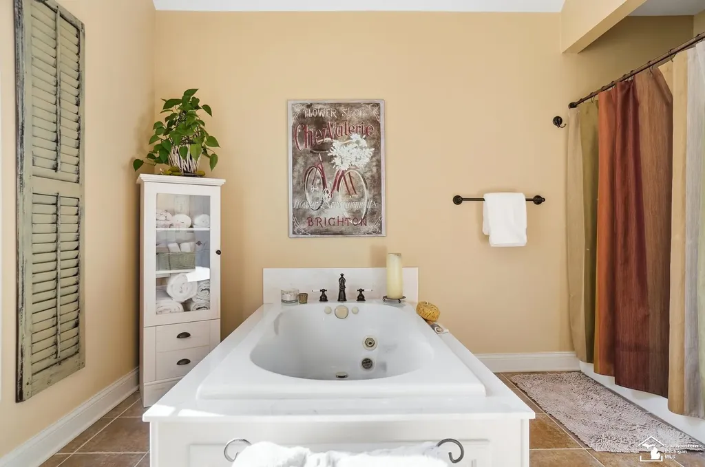 1345 Logans Run Street Bedford Township MI 48182