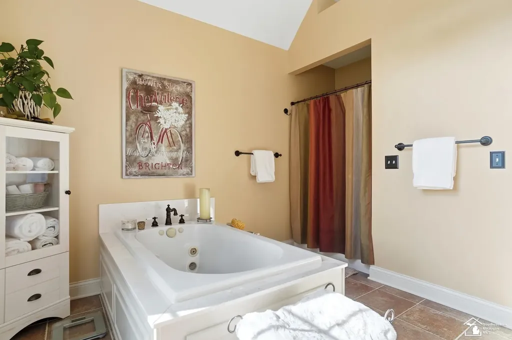 1345 Logans Run Street Bedford Township MI 48182