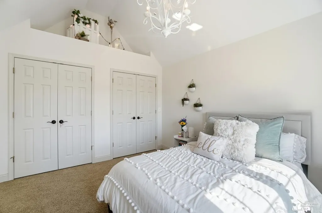 1345 Logans Run Street Bedford Township MI 48182