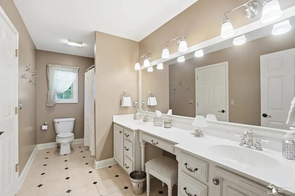 1345 Logans Run Street Bedford Township MI 48182
