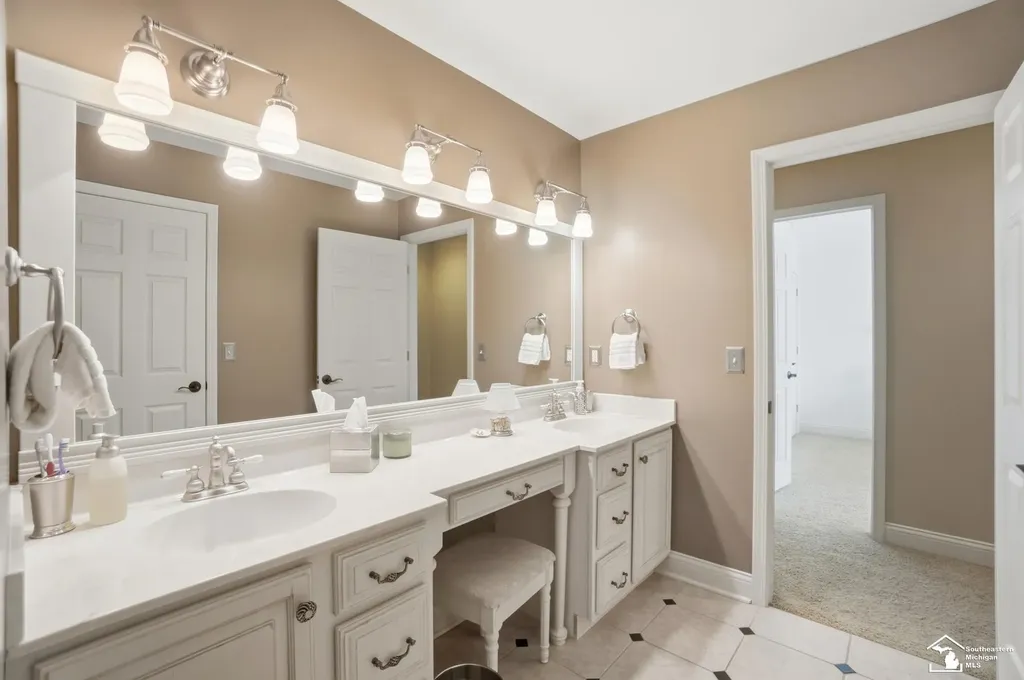 1345 Logans Run Street Bedford Township MI 48182