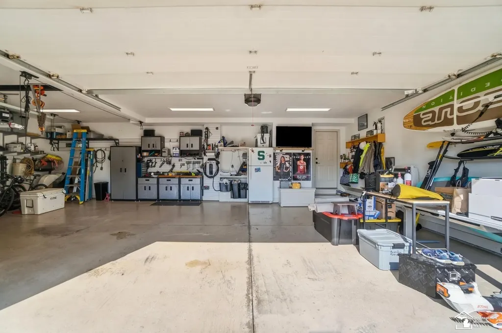 1345 Logans Run Street Bedford Township MI 48182