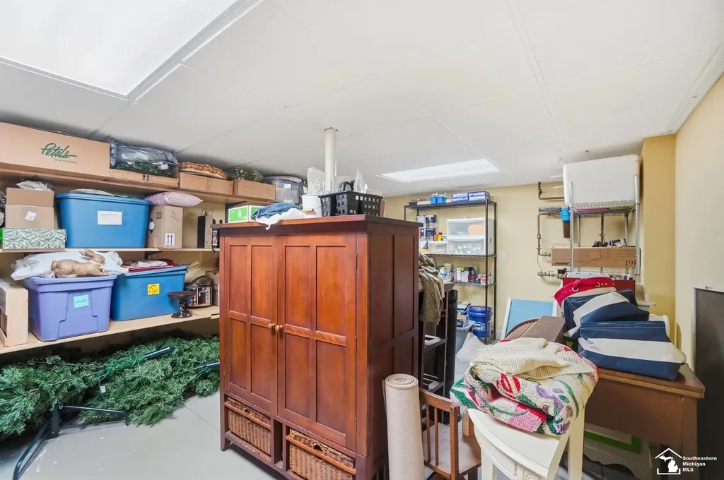 1345 Logans Run Street Bedford Township MI 48182