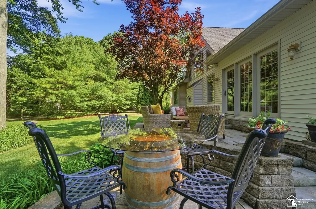 1345 Logans Run Street Bedford Township MI 48182