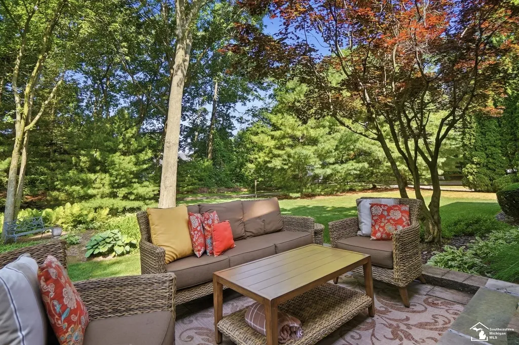 1345 Logans Run Street Bedford Township MI 48182