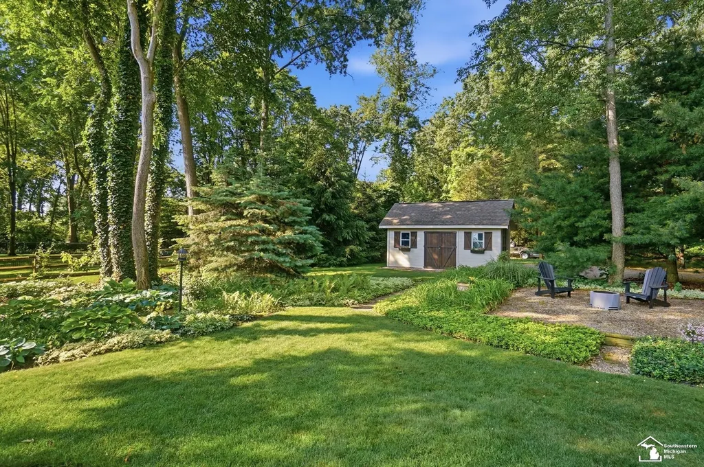 1345 Logans Run Street Bedford Township MI 48182
