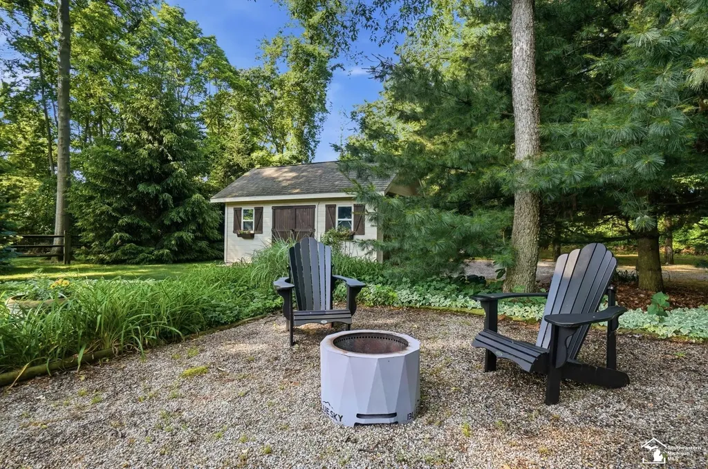 1345 Logans Run Street Bedford Township MI 48182