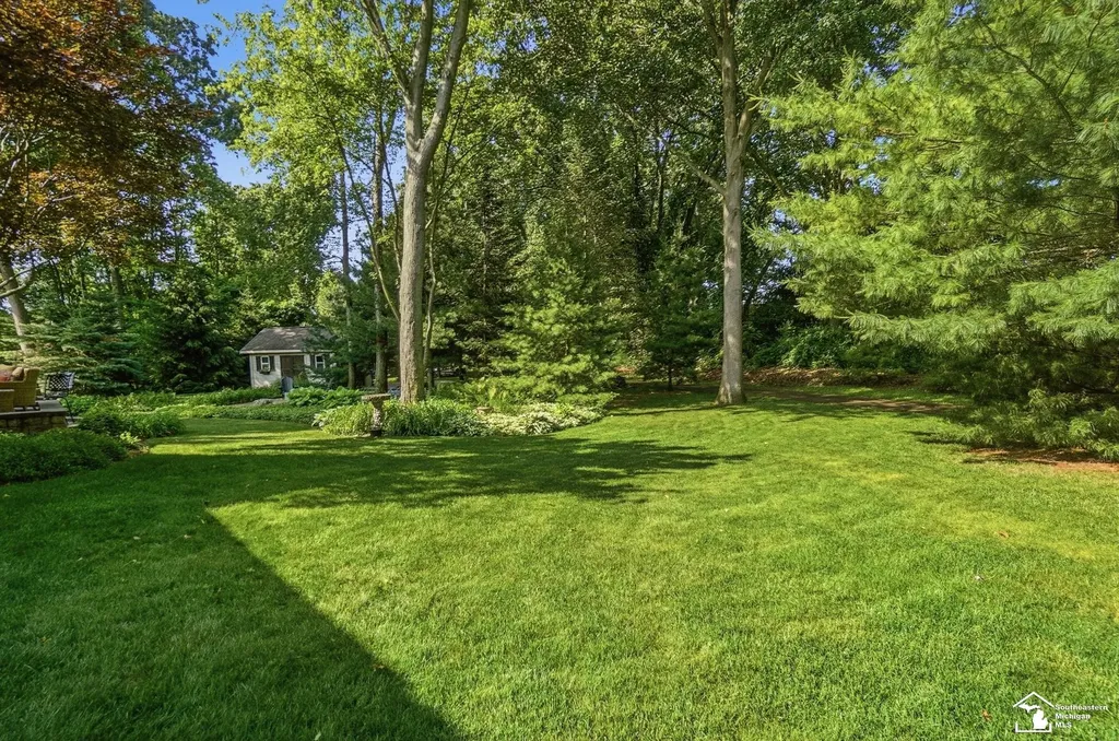 1345 Logans Run Street Bedford Township MI 48182