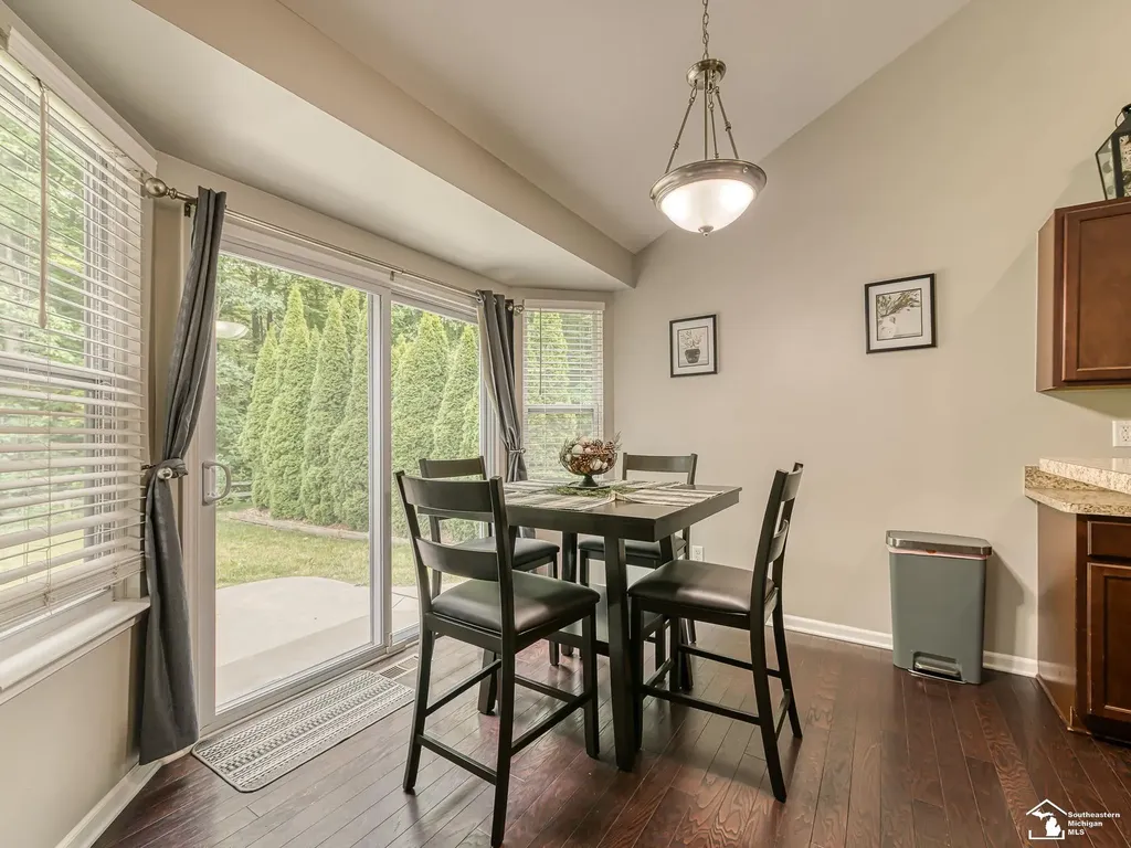 17613 Lange Avenue Brownstown Charter Township MI 48174