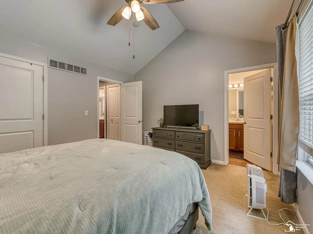 17613 Lange Avenue Brownstown Charter Township MI 48174