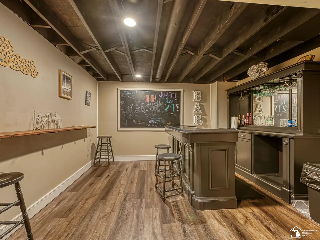 17613 Lange Avenue Brownstown Charter Township MI 48174
