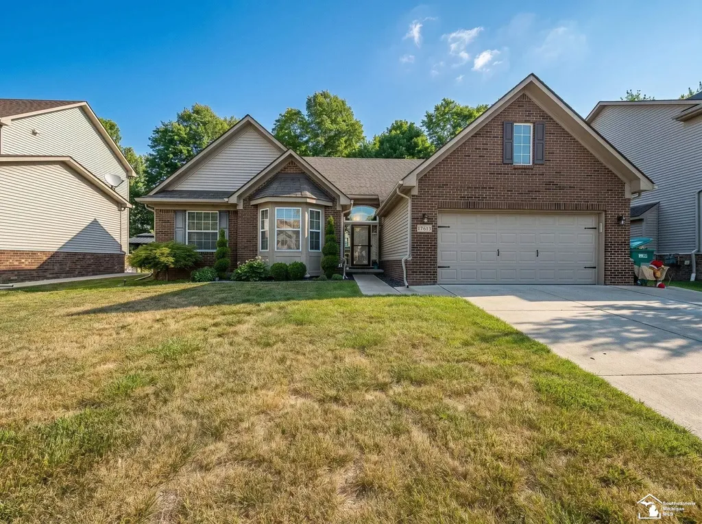 17613 Lange Avenue Brownstown Charter Township MI 48174