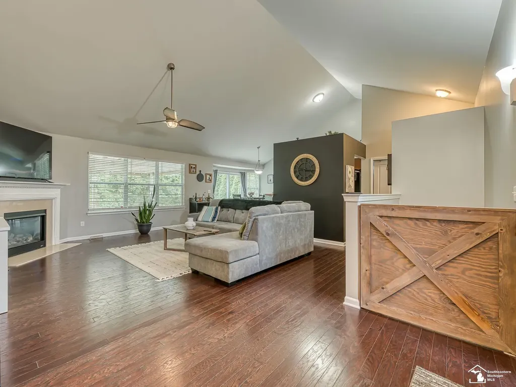 17613 Lange Avenue Brownstown Charter Township MI 48174