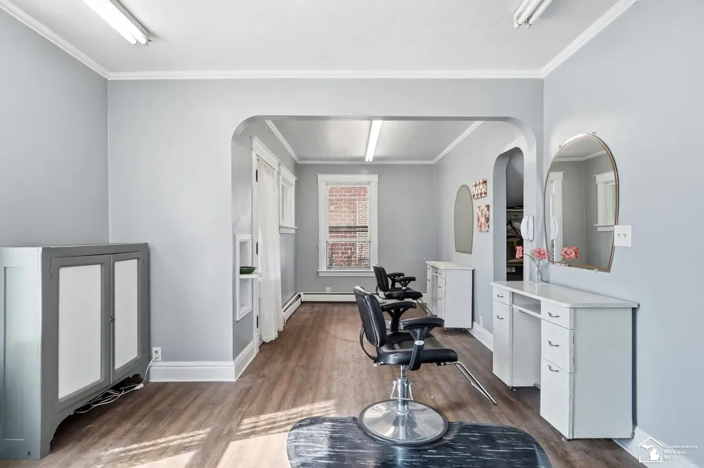 828 S Monroe Street Monroe Charter Township MI 48161