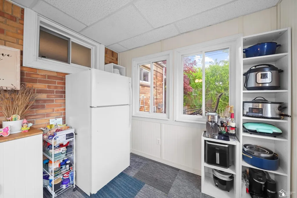 3264 Maple Drive Wayne City MI 48122