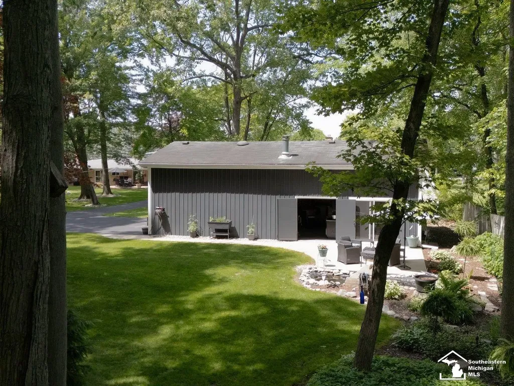 3119 W Dean Road Unknown City MI 48144